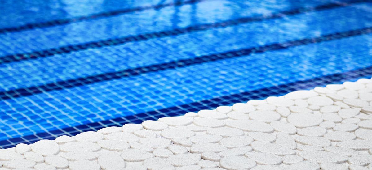 9 consejos para poner a punto tu piscina